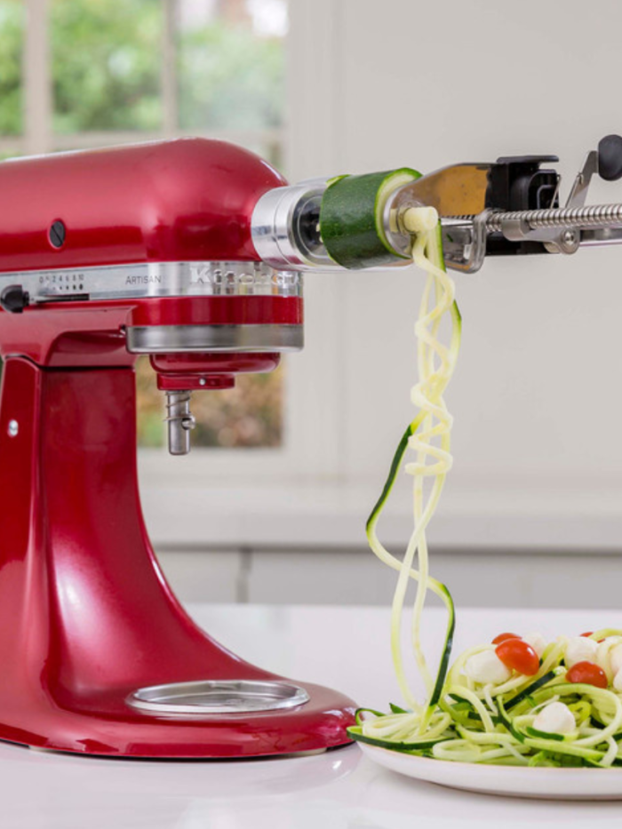 Kitchen Aid Spiriliser with Peel, Core & Slice Attachment